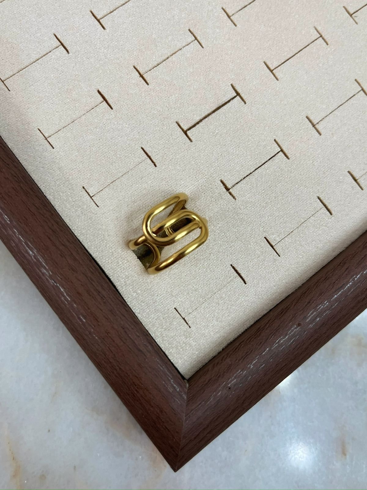 Loop Ring